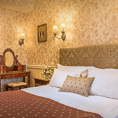 Hotel Frederic Koklen Boutique 4*