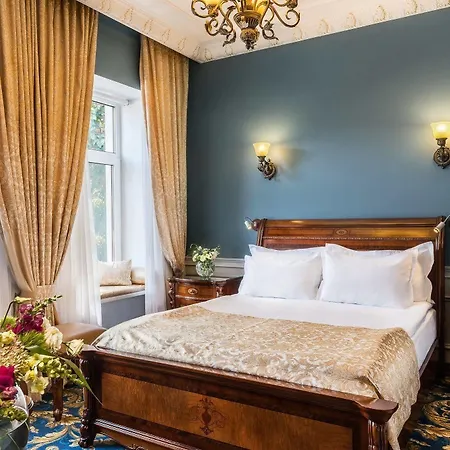 Frederic Koklen Boutique Hotel