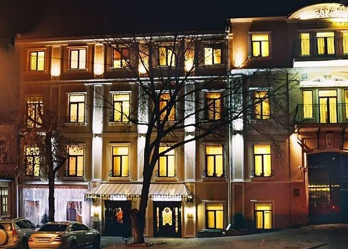 Frederic Koklen Boutique