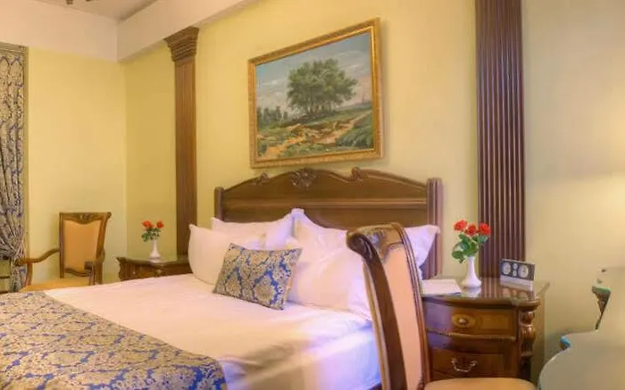 Frederic Koklen Boutique