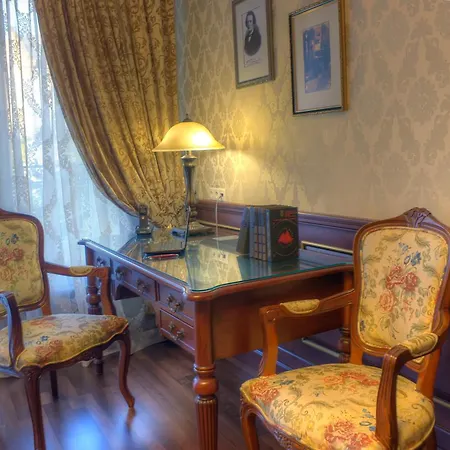 Frederic Koklen Boutique Hotel
