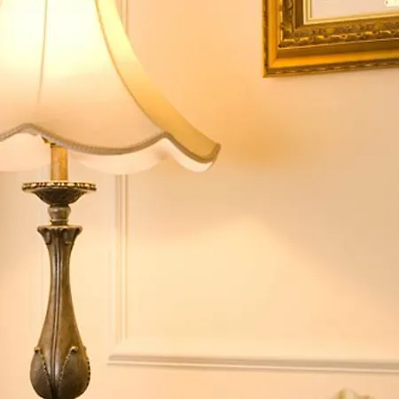 Frederic Koklen Boutique